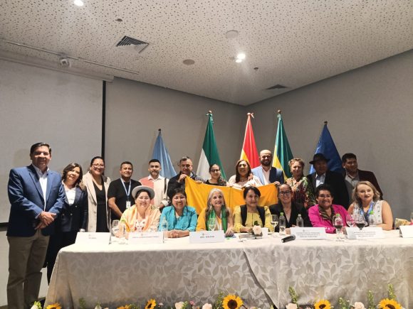 𝑳𝑨 𝑭𝑨𝑴-𝑩𝑶𝑳𝑰𝑽𝑰𝑨 𝑷𝑹𝑬𝑺𝑬𝑵𝑻𝑬 𝑬𝑵 𝑬𝑳 𝐕𝐈𝐈𝐈 𝐄𝐍𝐂𝐔𝐄𝐍𝐓𝐑𝐎 𝐑𝐄𝐆𝐈𝐎𝐍𝐀𝐋 𝐃𝐄 𝐀𝐋𝐂𝐀𝐋𝐃𝐄𝐒 𝐘 𝐀𝐋𝐂𝐀𝐋𝐃𝐄𝐒𝐀𝐒 𝐏𝐎𝐑 𝐌𝐔𝐍𝐈𝐂𝐈𝐏𝐈𝐎𝐒 𝐒𝐀𝐋𝐔𝐃𝐀𝐁𝐋𝐄𝐒 𝐃𝐄 𝐋𝐀𝐒 𝐀𝐌𝑬𝐑𝐈𝐂𝐀𝐒